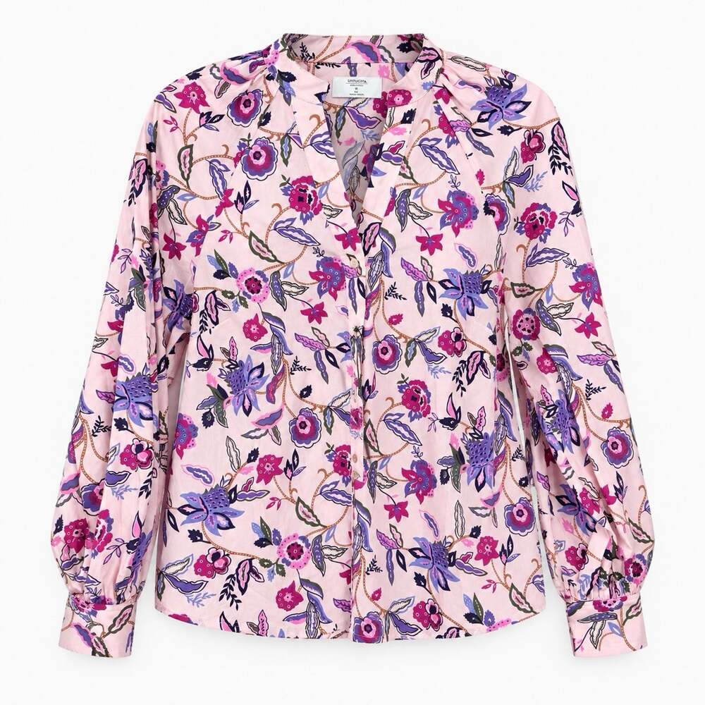 UNTUCKit Elaine Shirt Stretch Cotton Paisley Floral size Small V Neck NWT